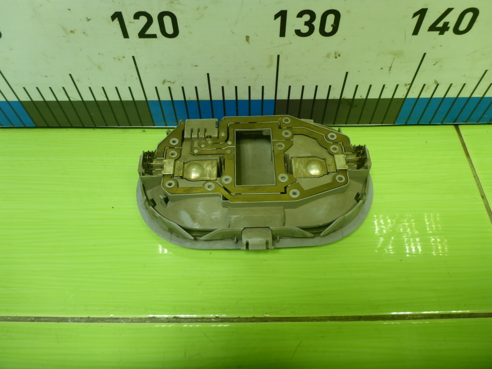 Плафон салонный