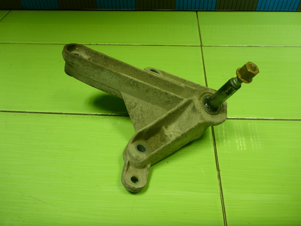 Кронштейн КПП