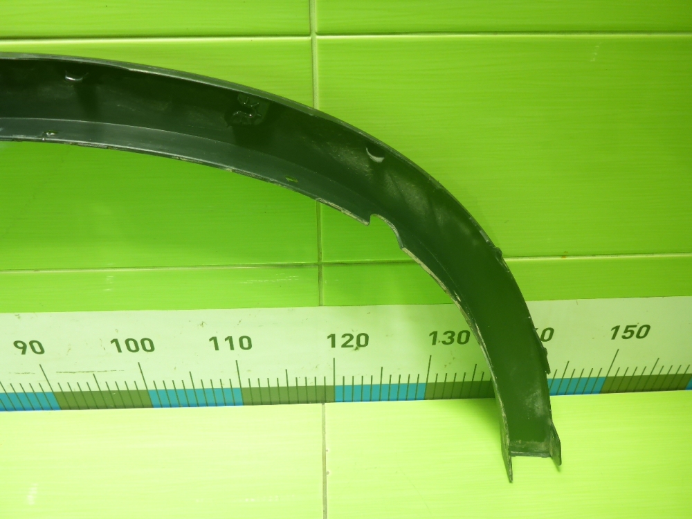 Накладка заднего крыла правого
