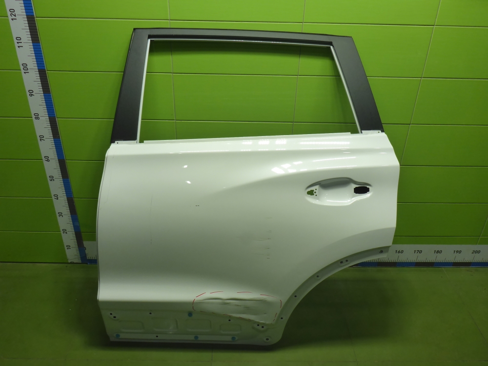 Дверь задняя левая