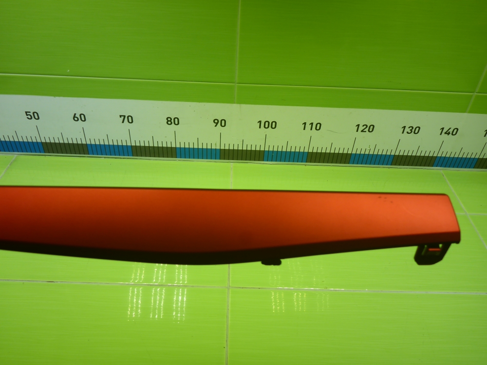 Накладка двери задней левой