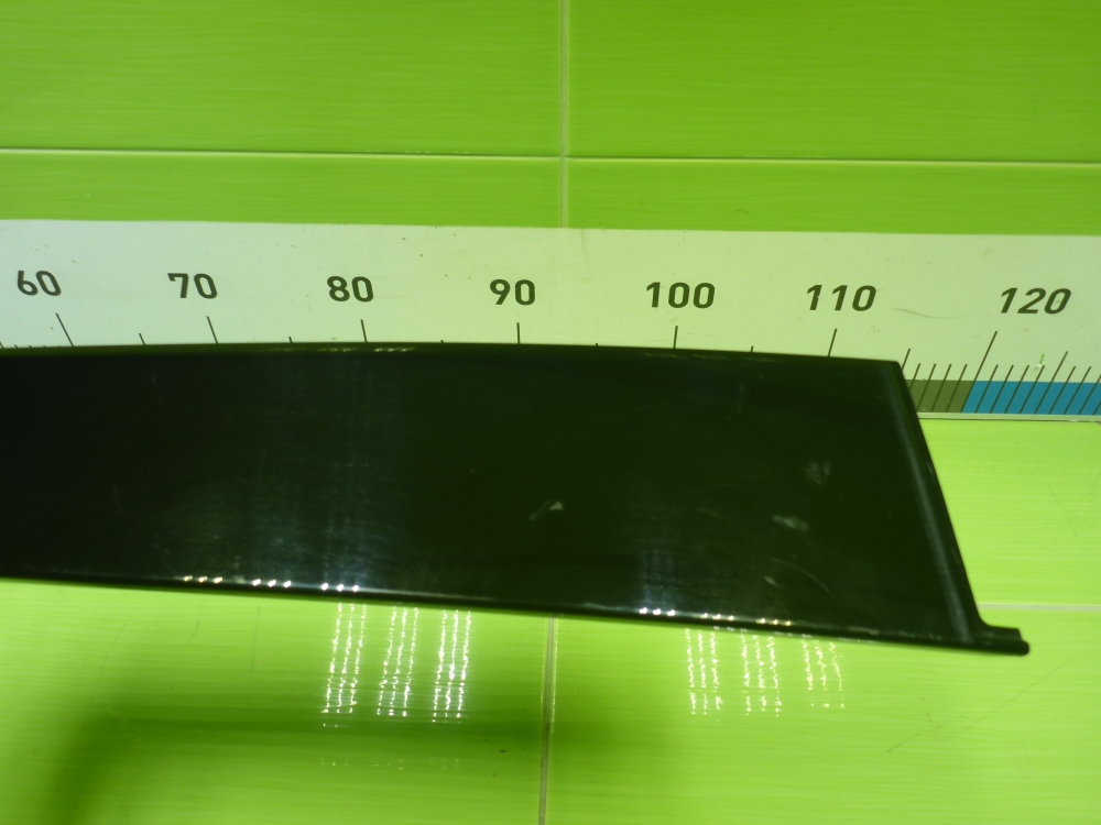 Накладка двери задней левой