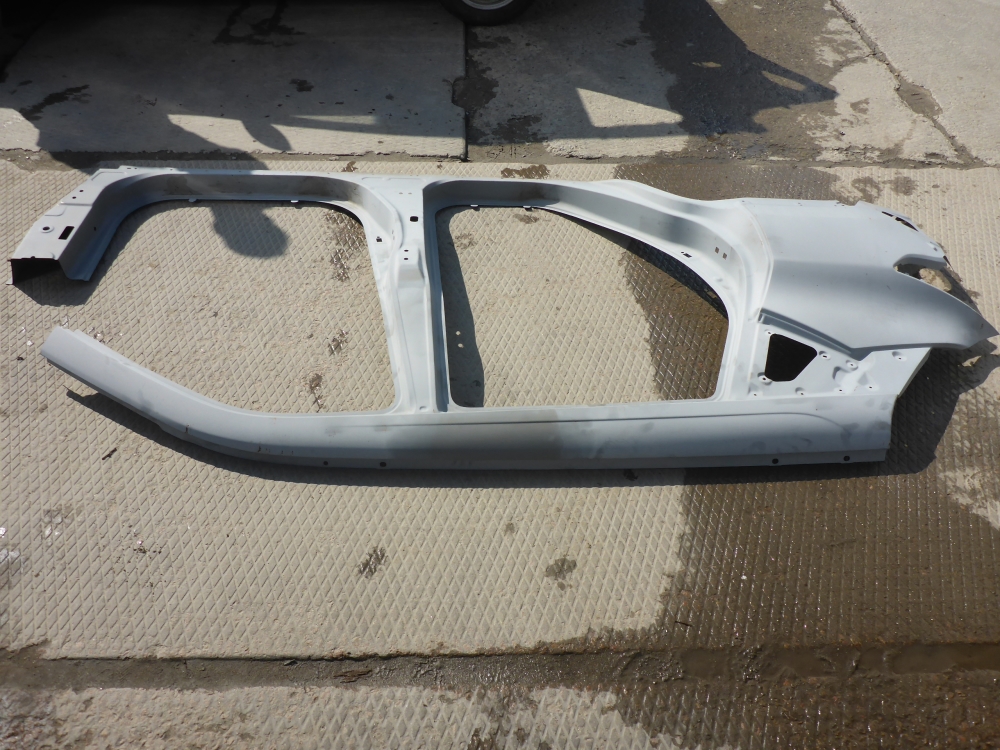 Кузовной элемент