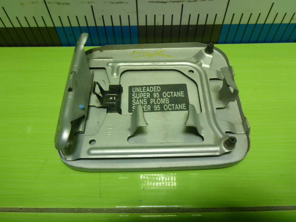 Лючок бензобака