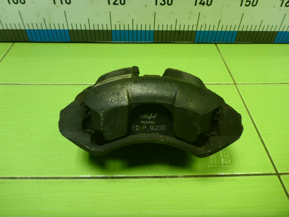 Суппорт передний правый