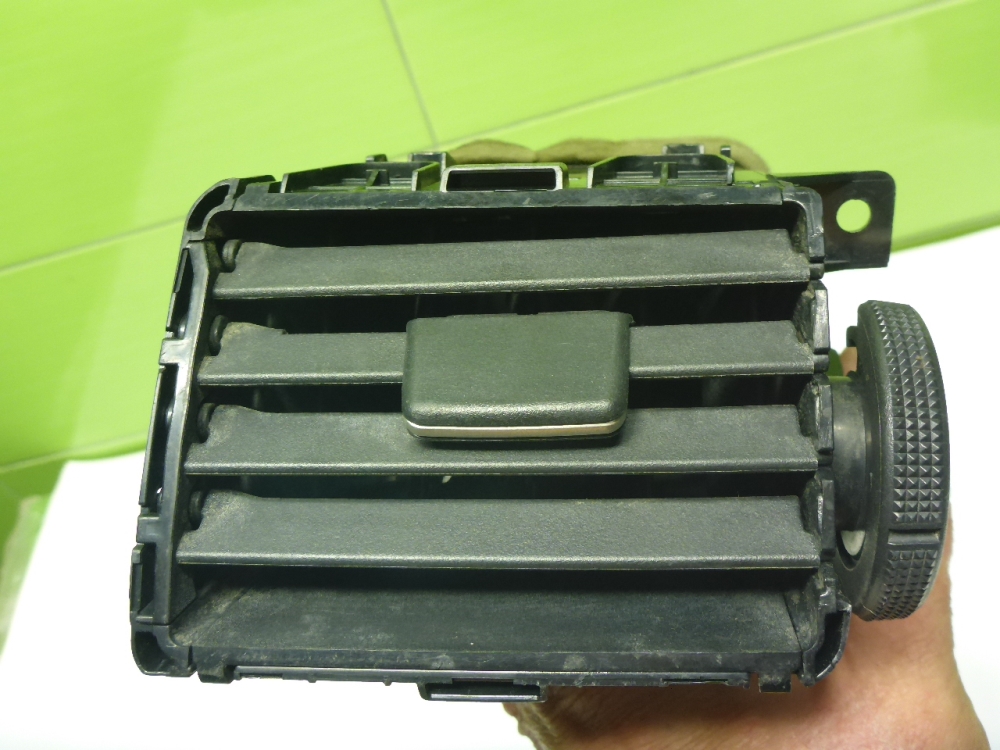 Дефлектор воздушный