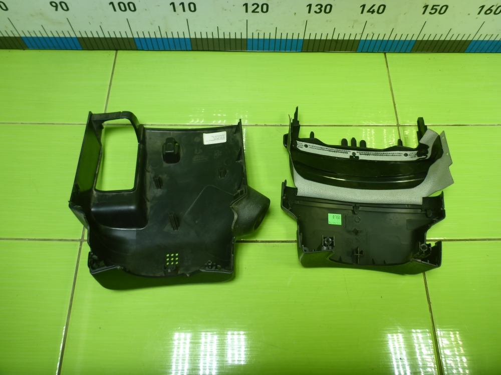 Кожух рулевой колонки