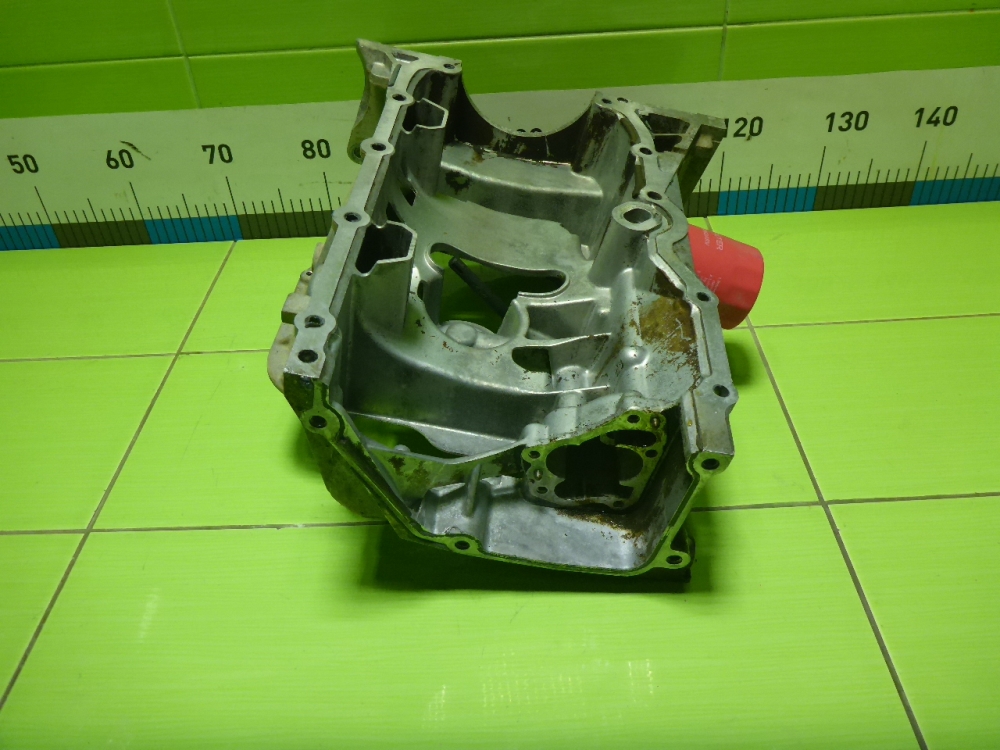 Поддон масляный двигателя (картер)
