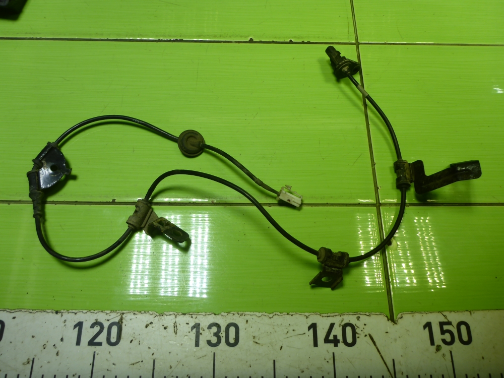 Датчик ABS задний левый