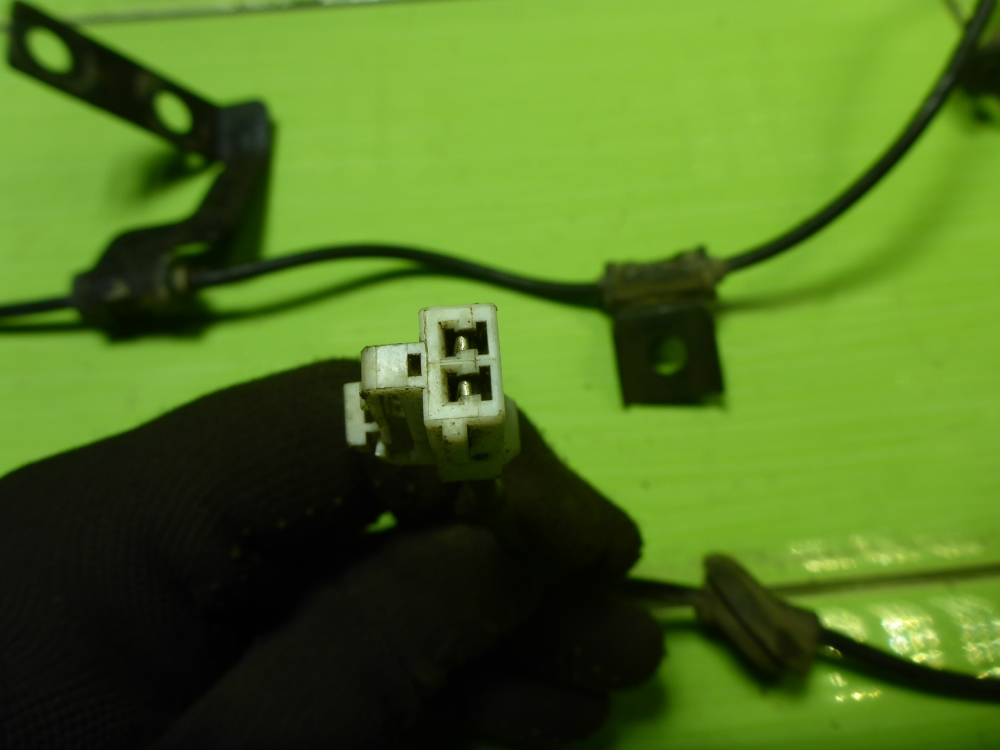 Датчик ABS задний правый