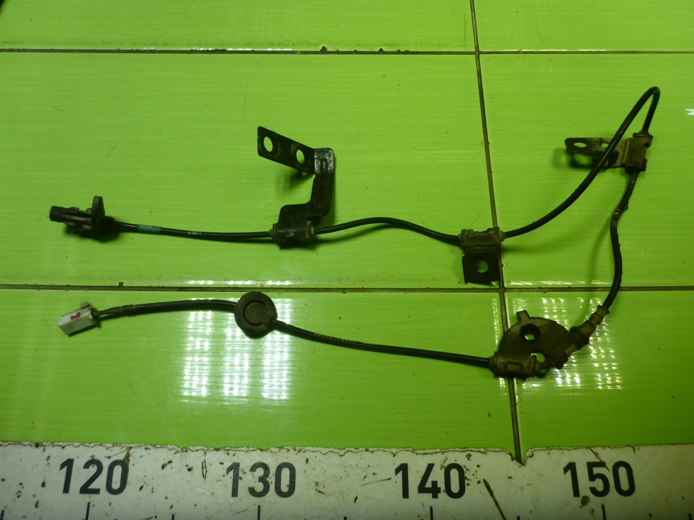 Датчик ABS задний правый