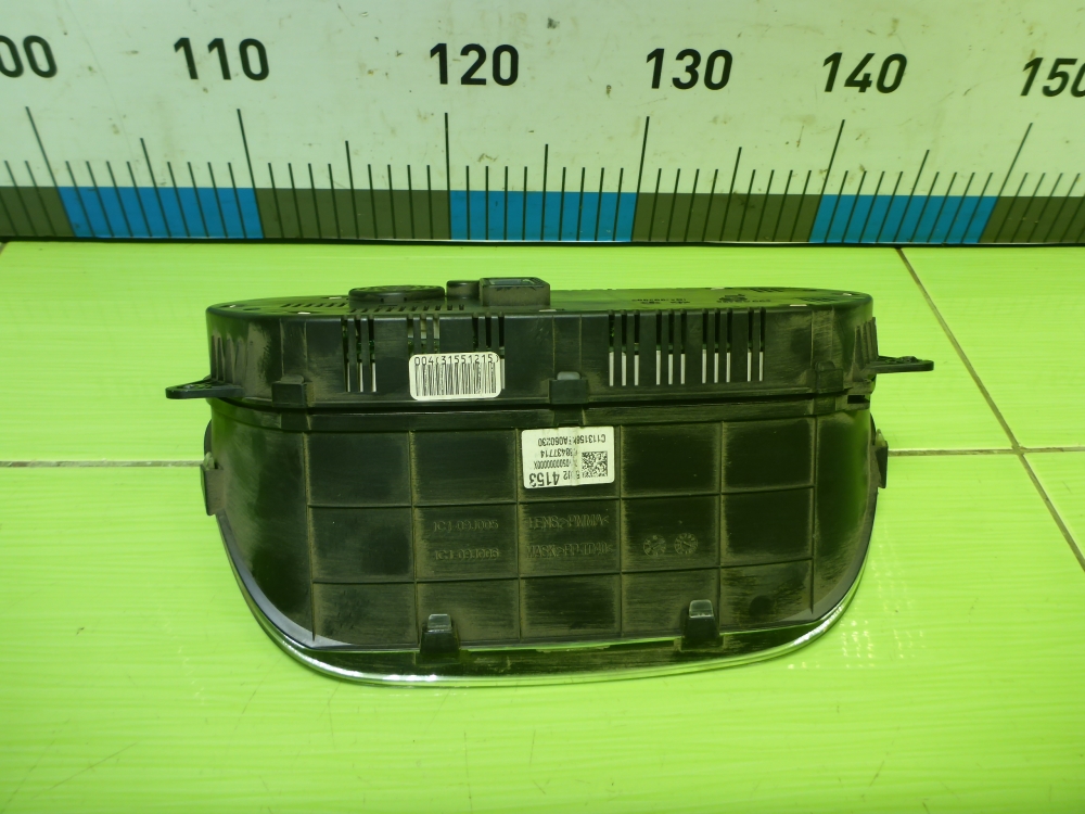 Панель приборов