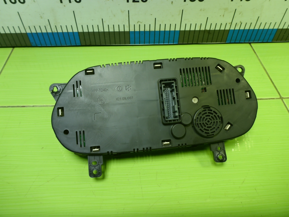 Панель приборов