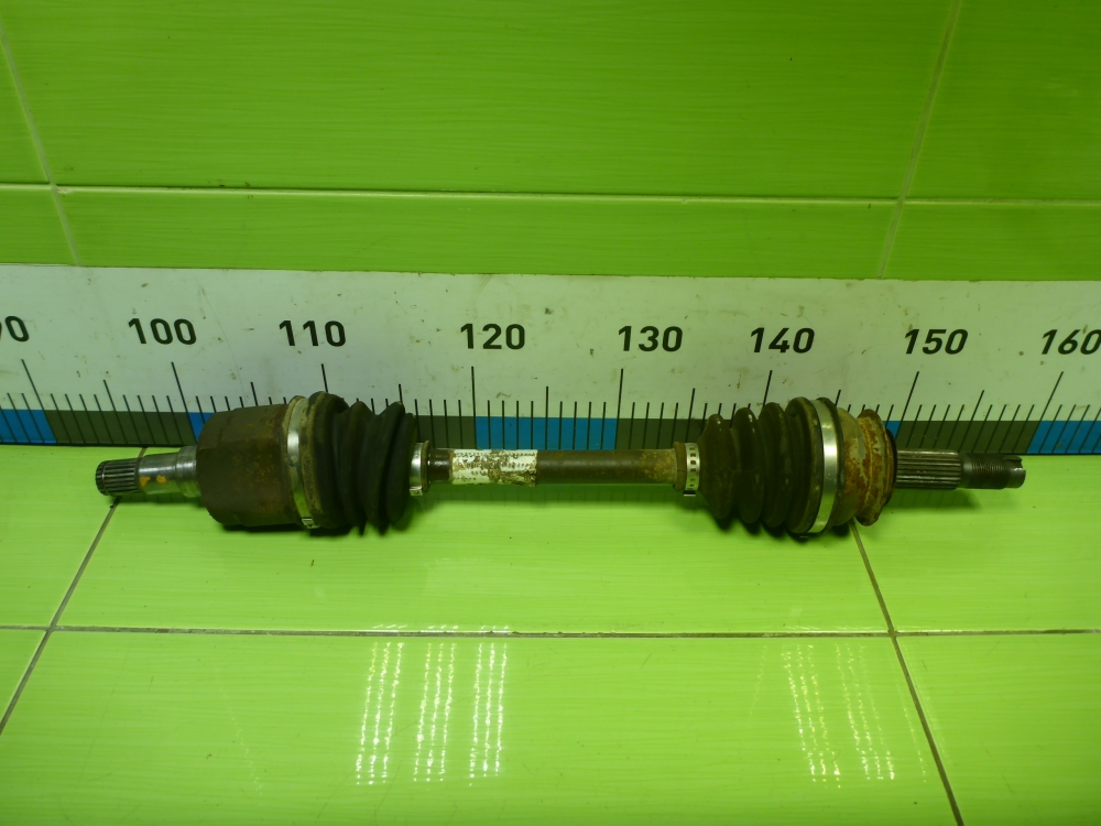 Полуось передняя левая