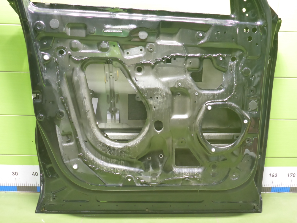 Дверь передняя левая