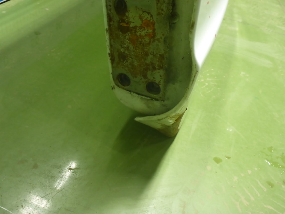 Дверь передняя левая