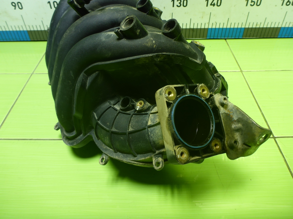 Коллектор впускной