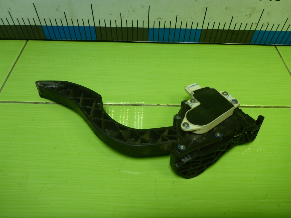 Педаль электронная