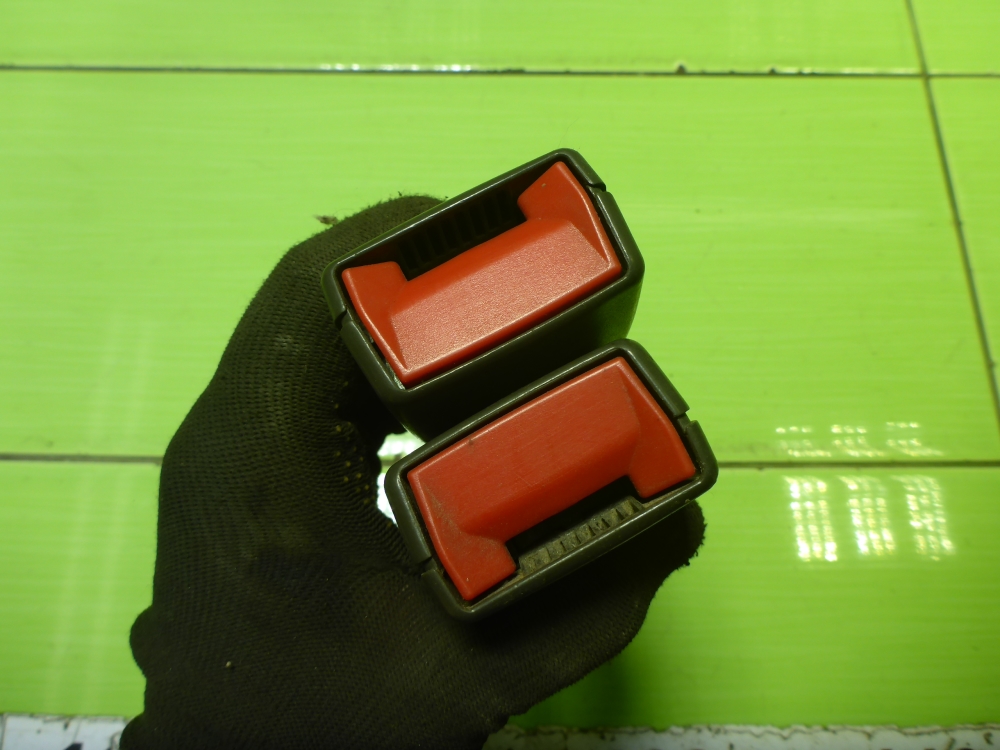 Ответная часть ремня безопасности