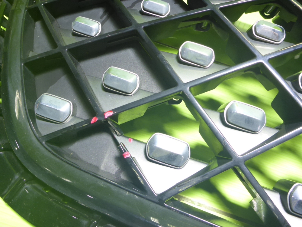 Решетка радиатора