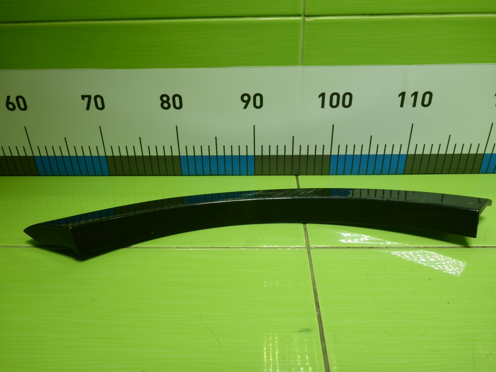 Накладка двери задней правой