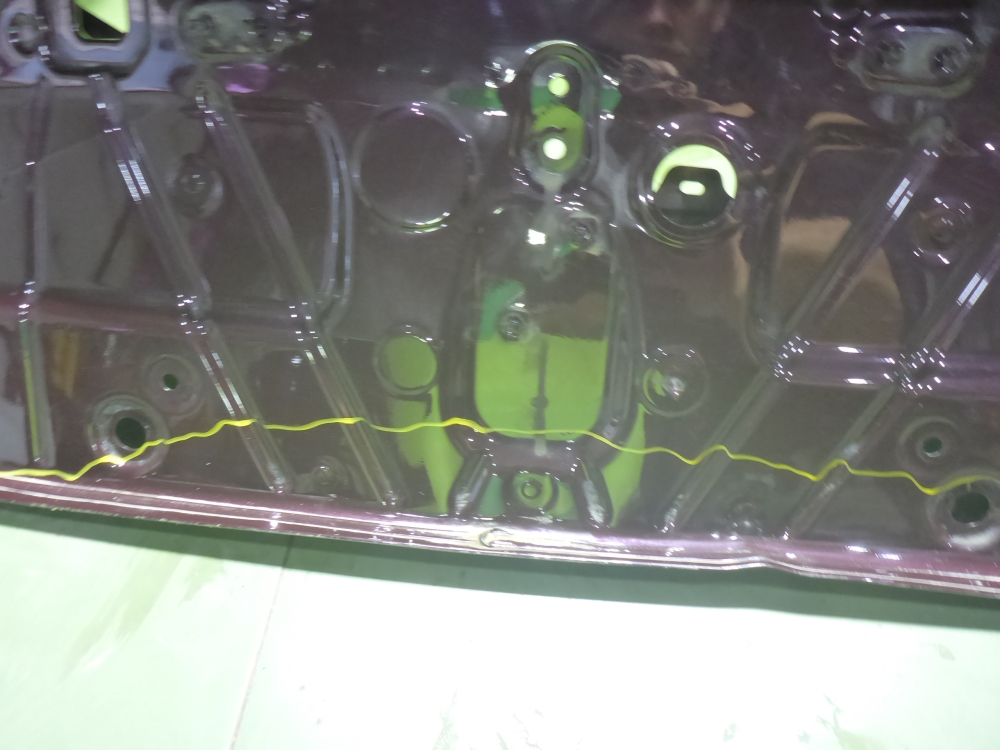 Дверь багажника