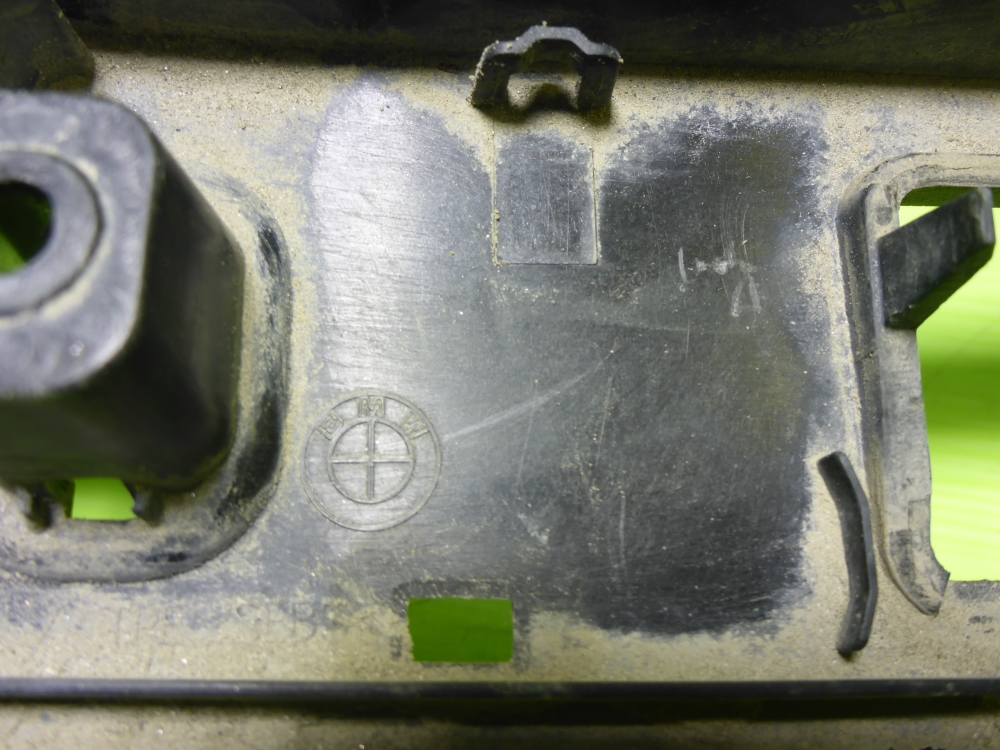 Накладка двери багажника