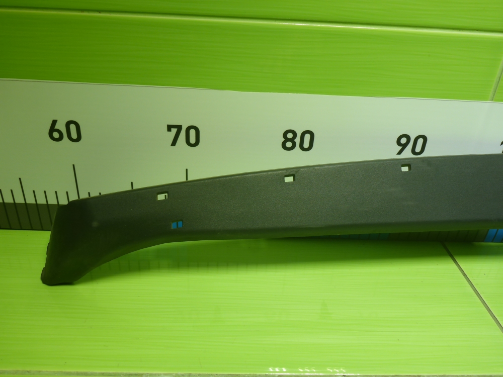 Накладка двери багажника