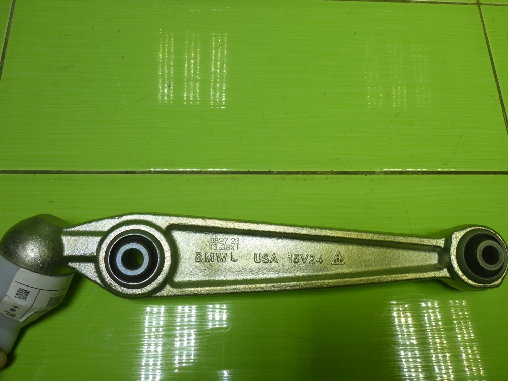 Рычаг передний нижний левый