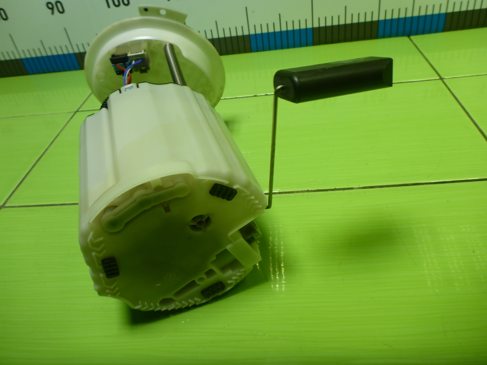 Насос топливный электрический