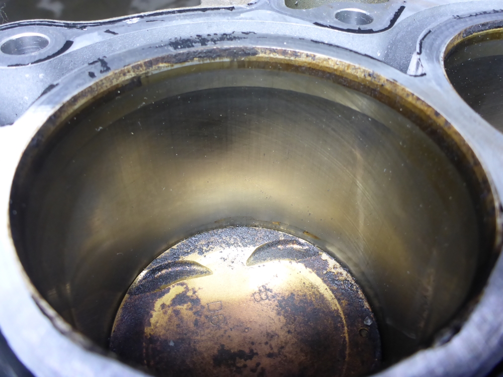 Блок двигателя