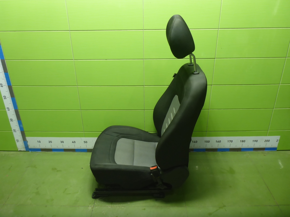 Сиденья комплект