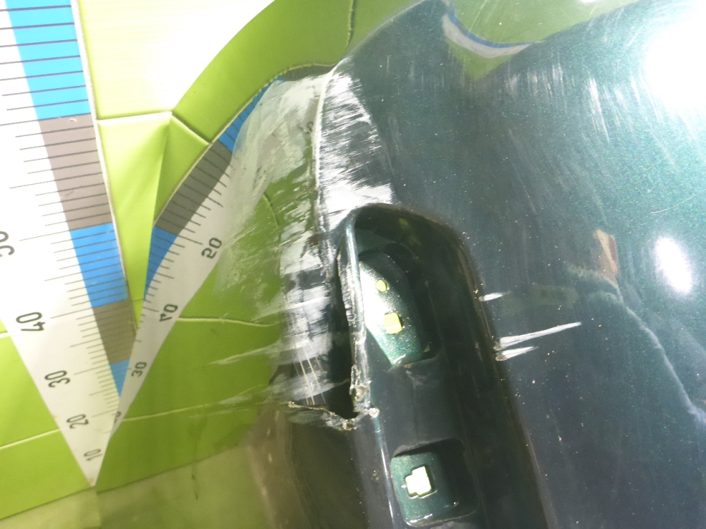 Бампер задний