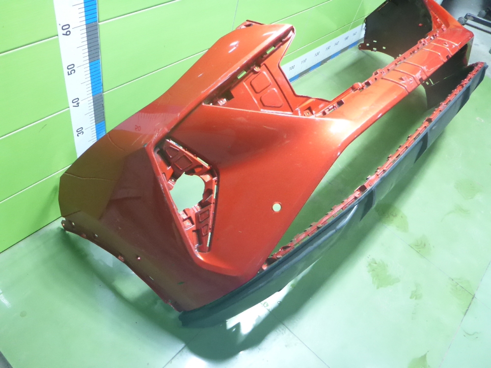 Бампер передний