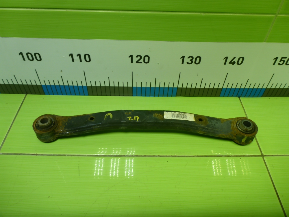 Рычаг задний