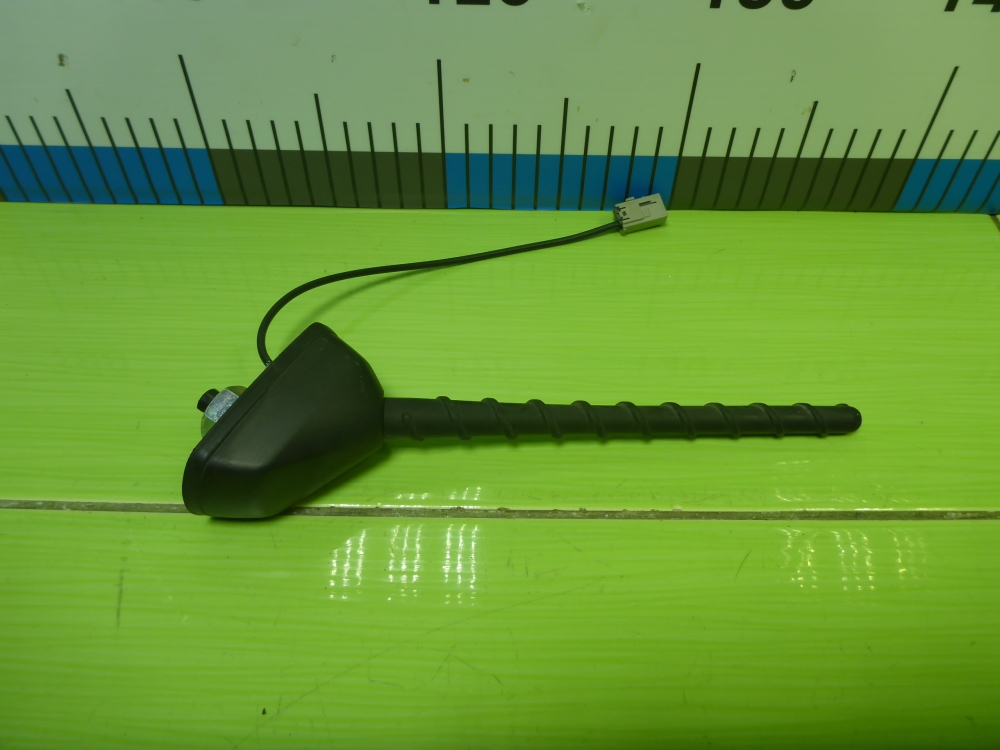 Антенна электрическая