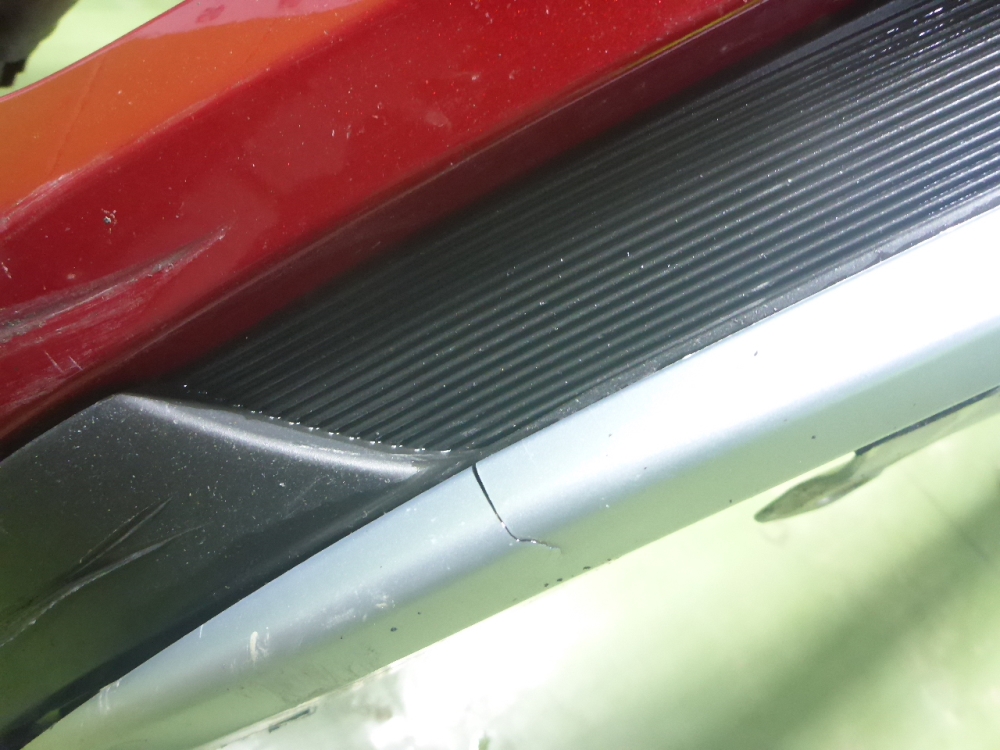 Бампер передний