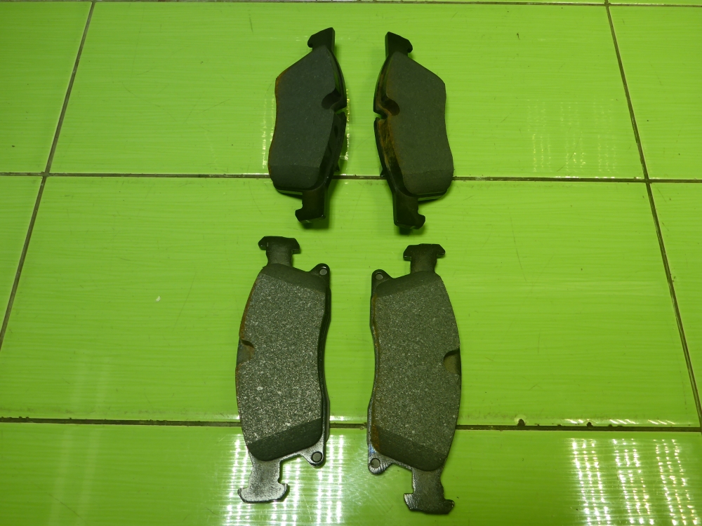 Колодки тормозные передние к-т