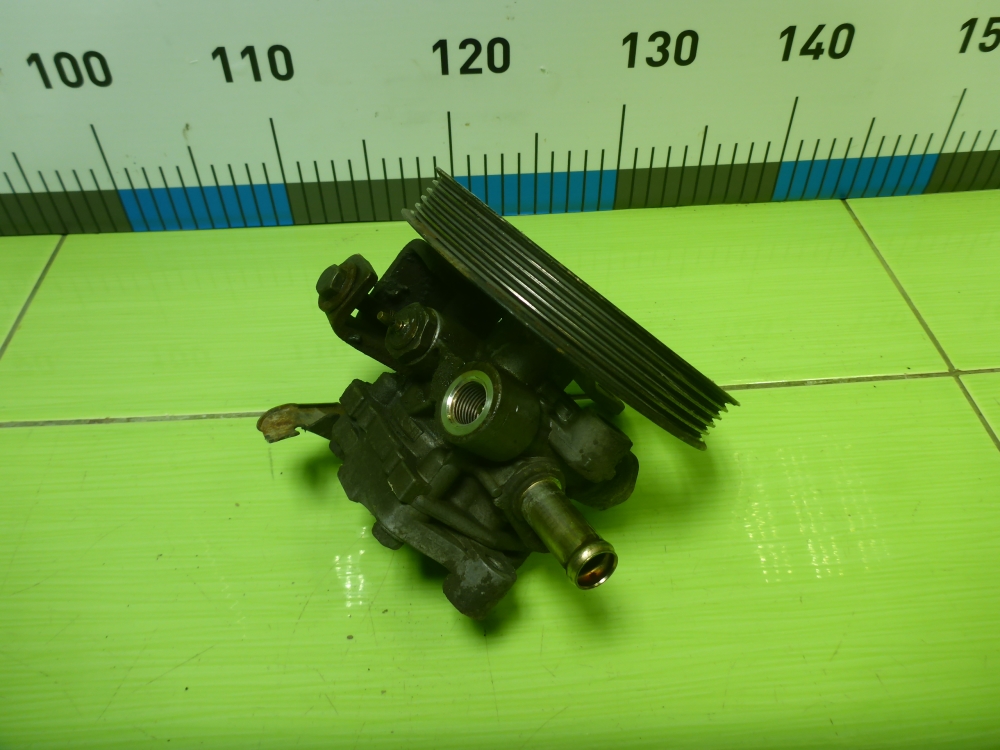 Насос ГУР (гидроусилитель руля)