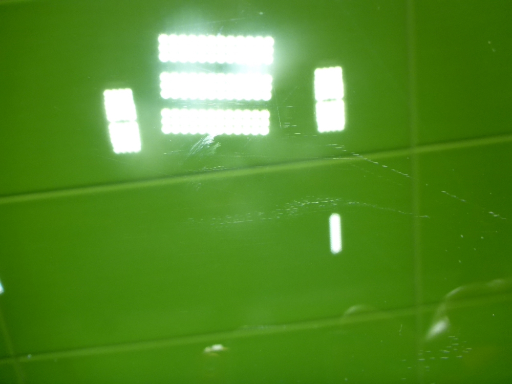 Стекло двери задней правой