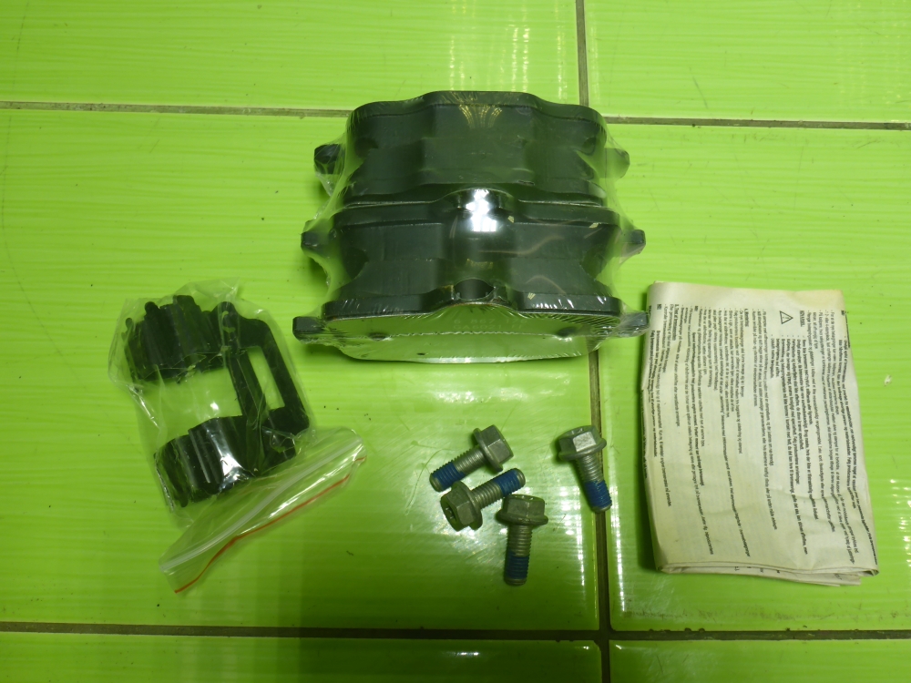 Колодки тормозные задние дисковые к-т