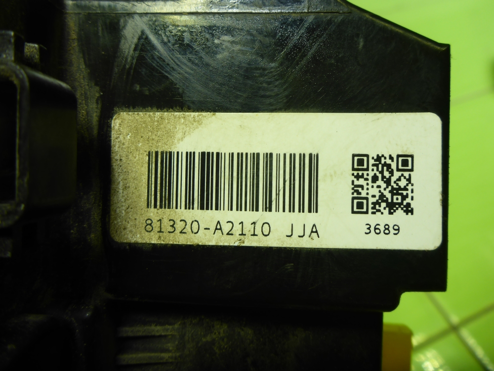 Замок двери передней правой