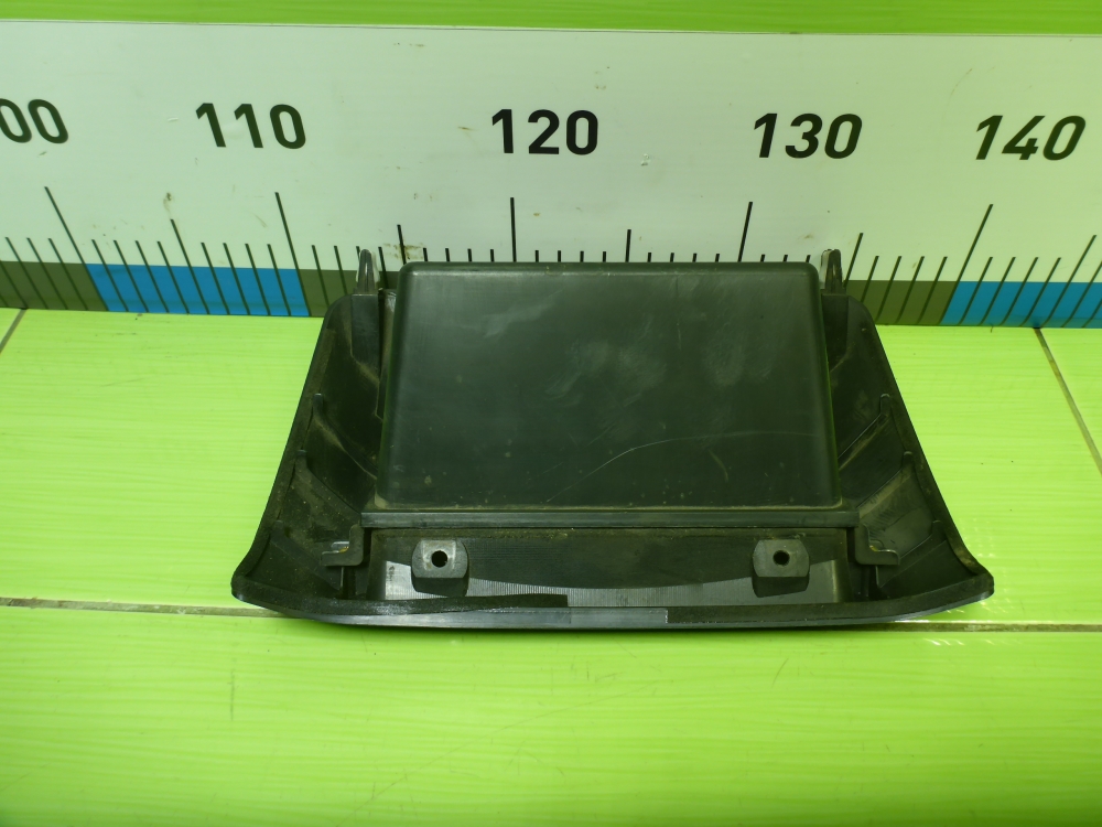 Ящик передней консоли