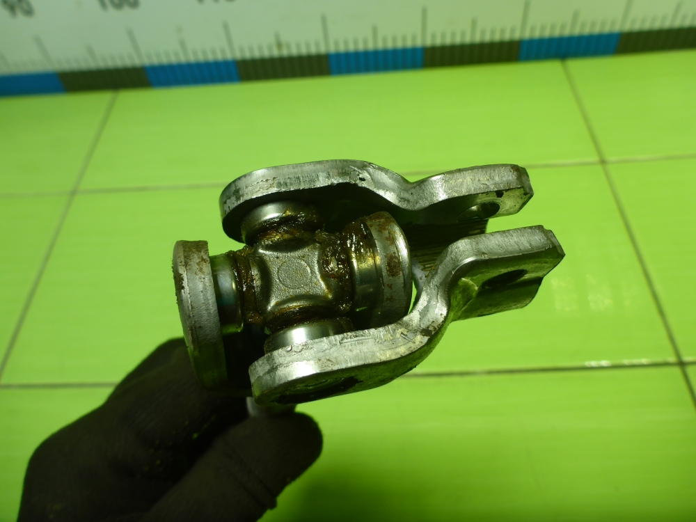 Кардан рулевой