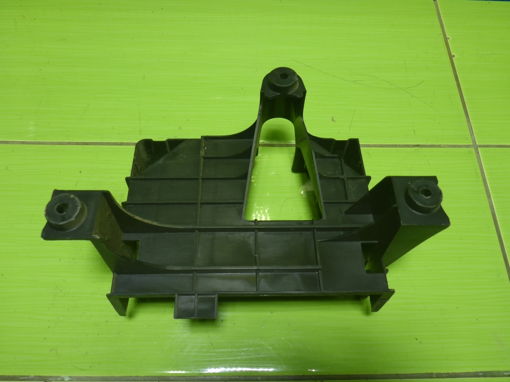 Кронштейн (сопут. товар)