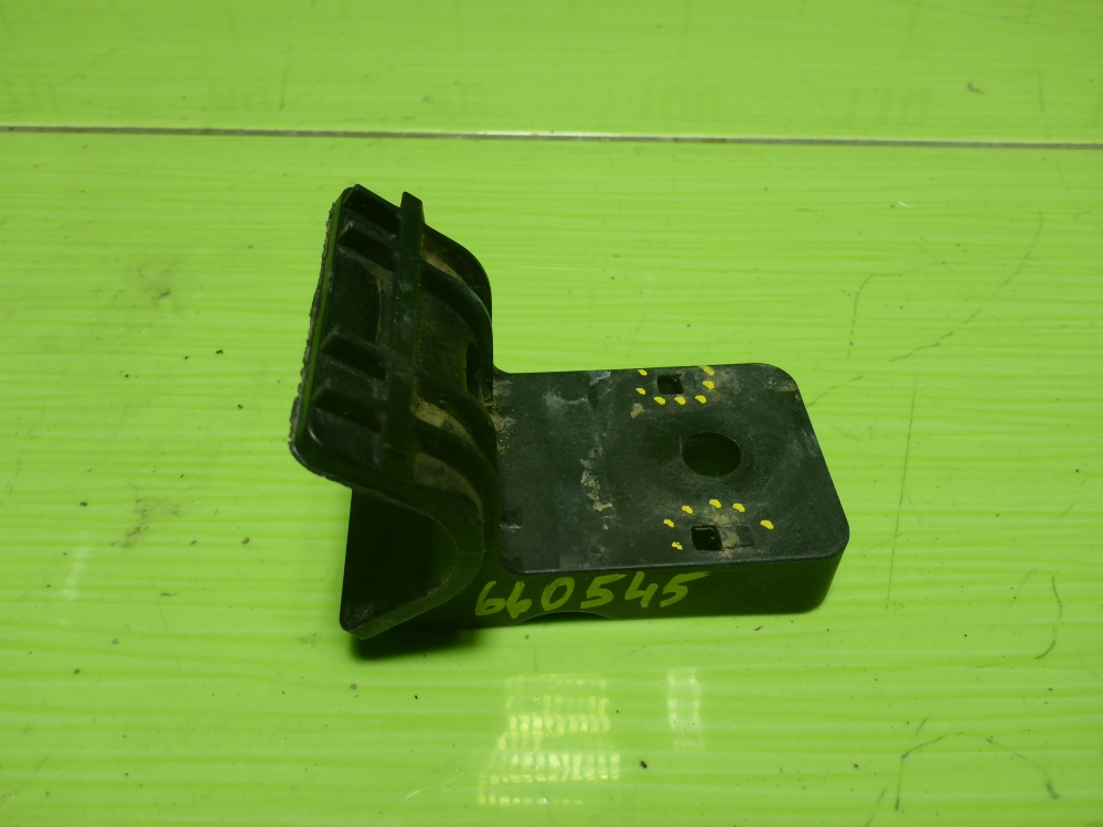 Кронштейн радиатора