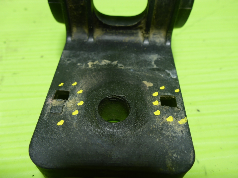 Кронштейн радиатора