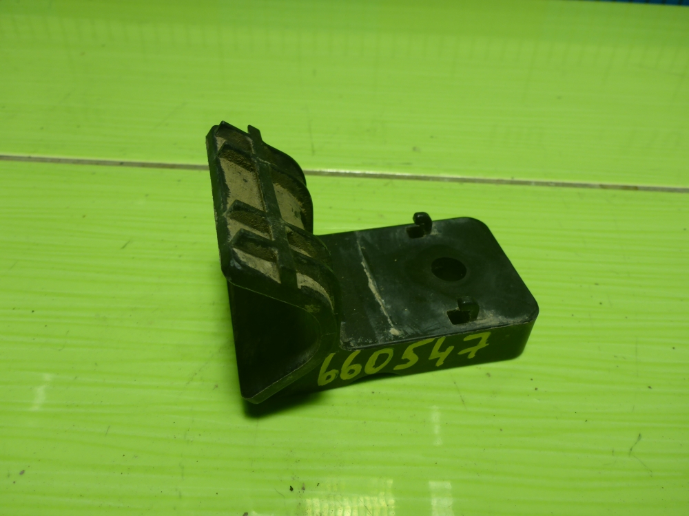 Кронштейн радиатора