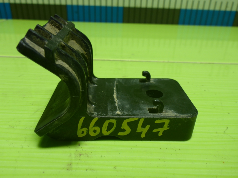 Кронштейн радиатора