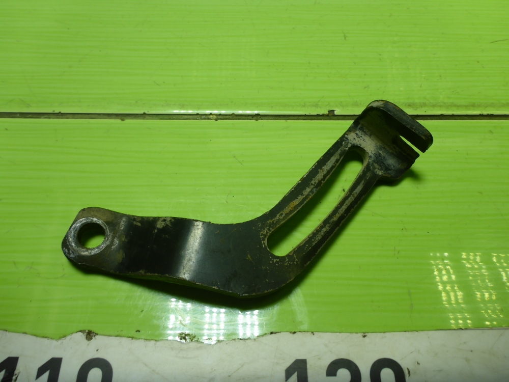 Кронштейн генератора